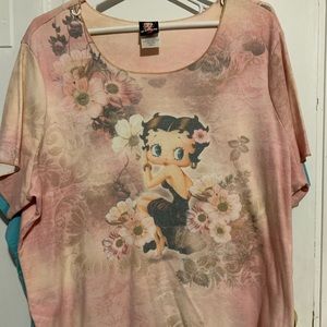Betty Boop lovers? 3shirts for 1price!